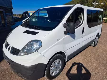 Renault Trafic 2.0 dCi 90