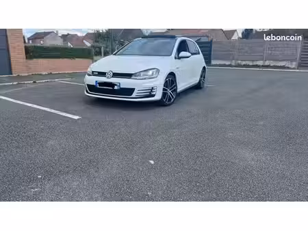 Volkswagen Golf GTD 2.0 TDI 184