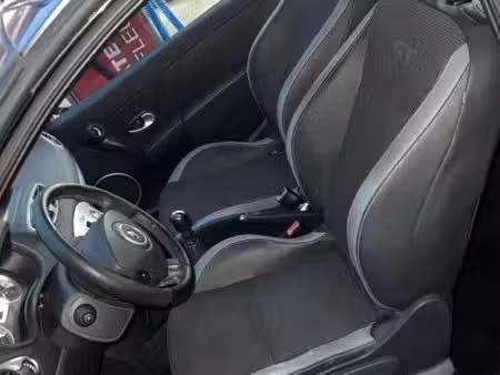 Renault Clio 1.6 128