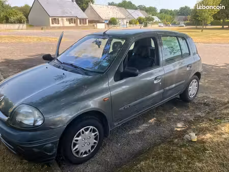 Renault Clio 1.2 58