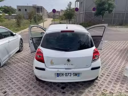 Renault Clio 1.2 75