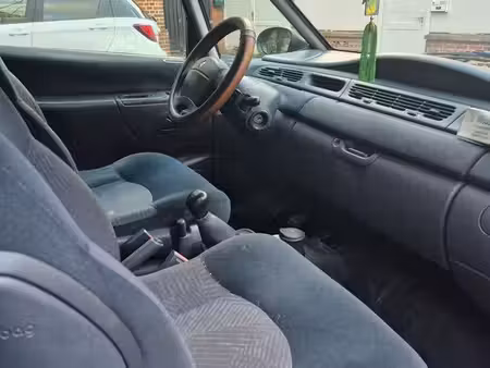 Renault Espace 2.2 110