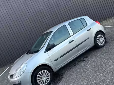 Renault Clio 1.2 75