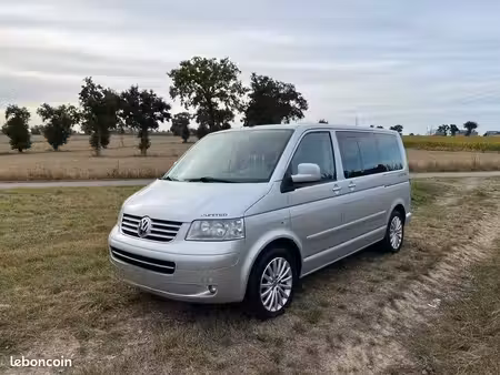 Volkswagen Transporter T5 2.5 TDI 174 United
