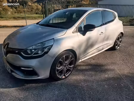 Renault Clio RS 1.6 T 200