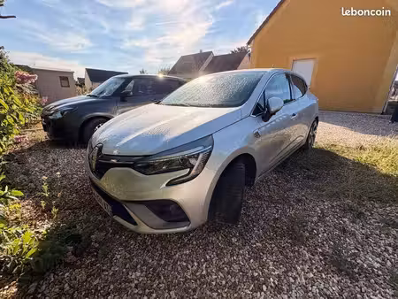 Renault Clio 1.6 145
