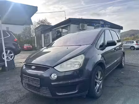 Ford S-Max 2.0 145 Ambiente
