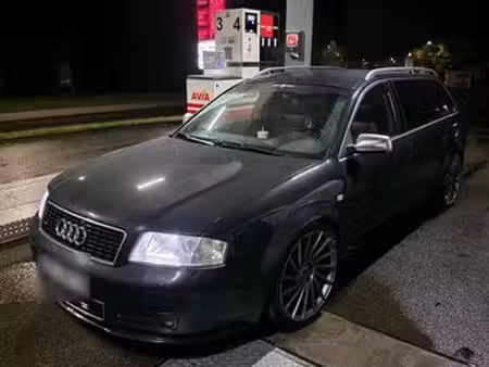 Audi A6 S6 V8 4.2 340 quattro