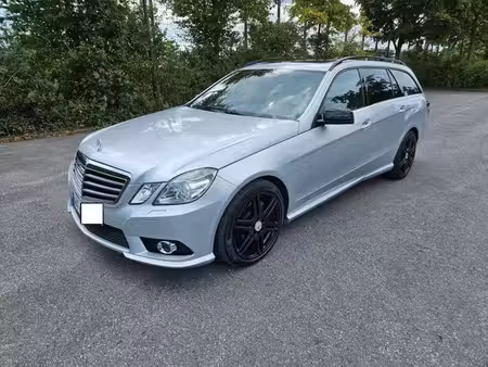 Mercedes-Benz Classe E E 500 V8 5.5 Avantgarde 4Matic