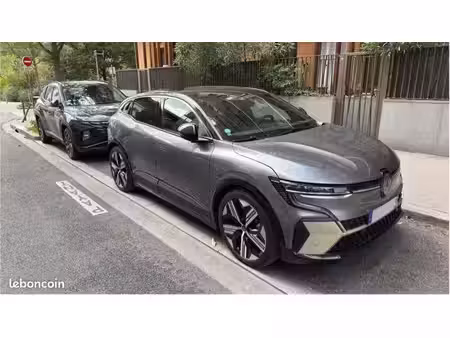 Renault Mégane E-Tech 220 Iconic