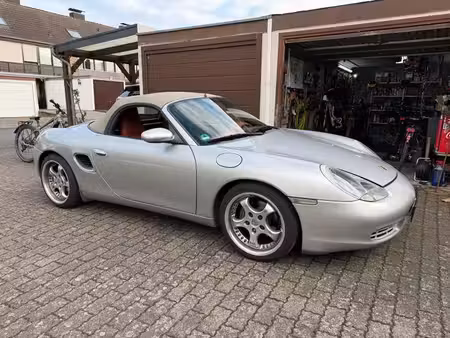 Porsche 718 2.7 220