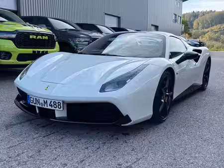 Ferrari 488 Spider 3.9 T 670