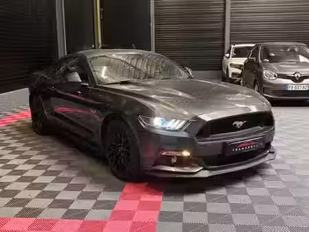 Ford Mustang Fastback V8 5.0