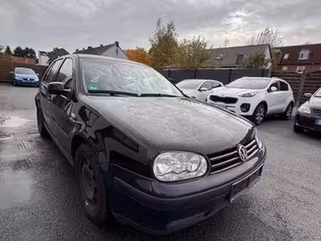 Volkswagen Golf 1.4 75 Base