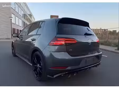 Volkswagen Golf R 2.0 TSI 310 4Motion