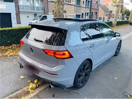 Volkswagen Golf GTI 2.0 245