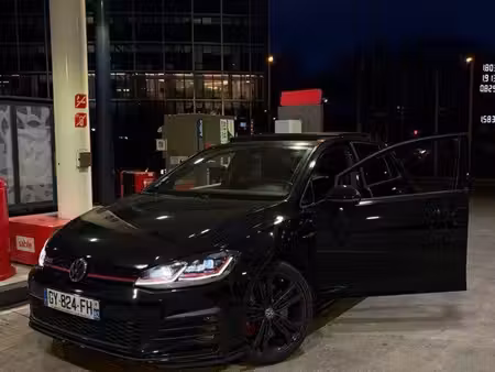 Volkswagen Golf GTI 2.0