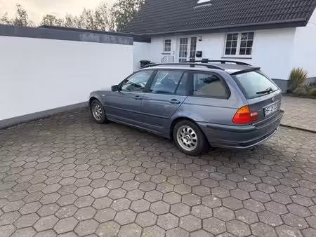 BMW Série 3 316i 1.8 115