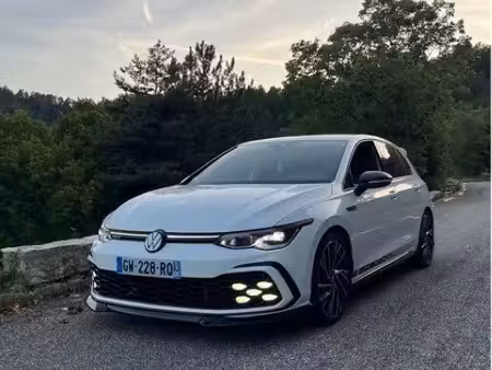 Volkswagen Golf GTI 2.0 245
