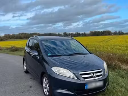 Honda FRV 2.2 TDI 140