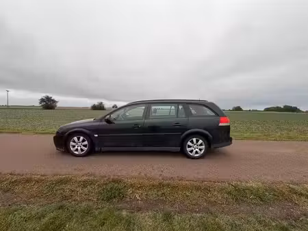 Opel Vectra 1.8 122