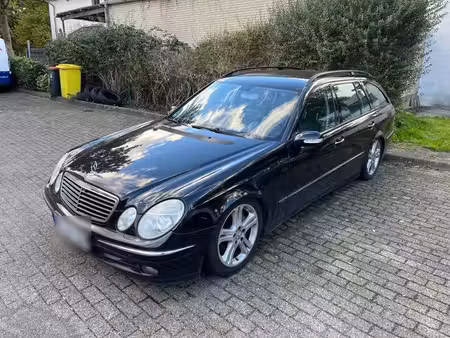 Mercedes-Benz Classe E E 200