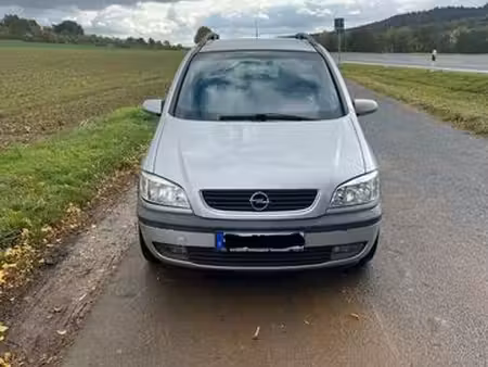 Opel Zafira 