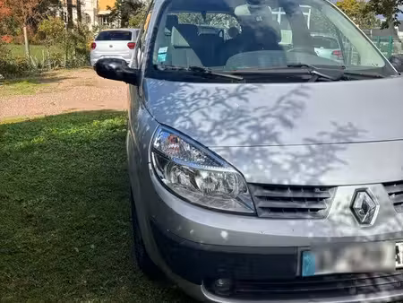 Renault Scénic 1.5 dCi 105