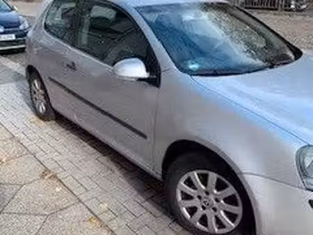 Volkswagen Golf 1.4 75