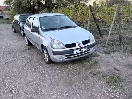 Renault Clio 1.2 75