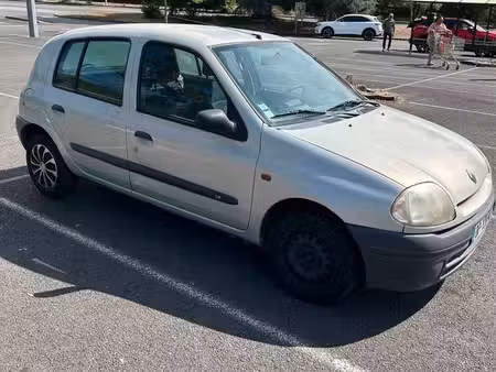 Renault Clio 1.2 58