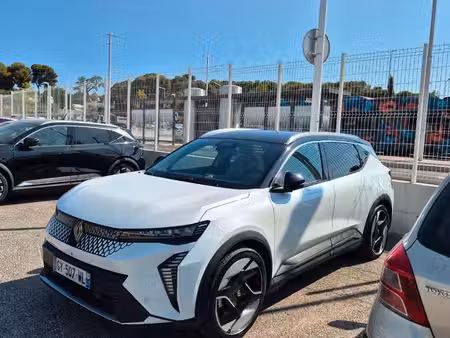 Renault Scénic E-Tech 220