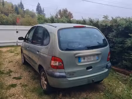 Renault Scénic dCi 105