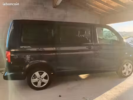 Volkswagen Transporter T5 2.0 TDI 140 Startline 4Motion