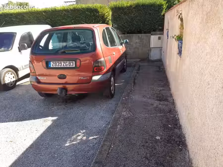 Renault Scénic 1.9 98 Egeus