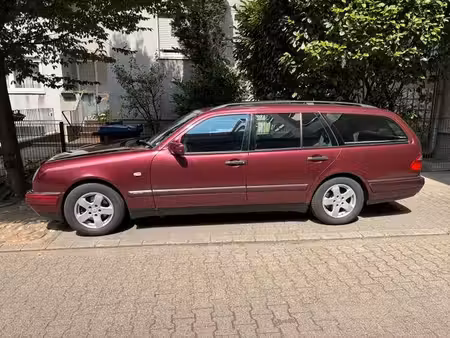 Mercedes-Benz Classe E E 240 V6 2.6 170