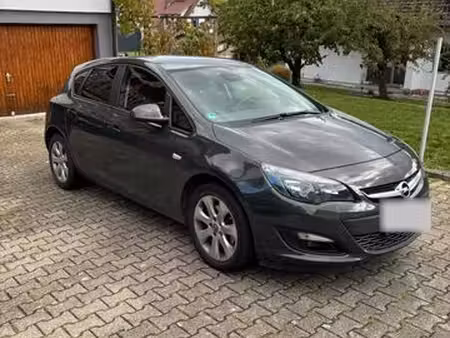 Opel Astra 1.4 100