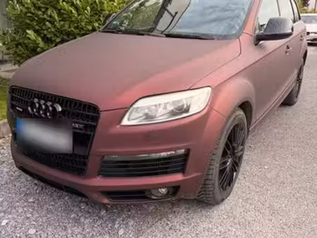 Audi Q7 quattro
