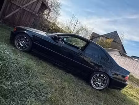 BMW Série 3 330i 170