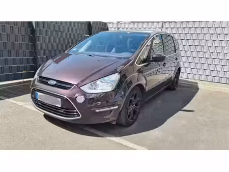 Ford S-Max 2.0 EcoBoost Titanium