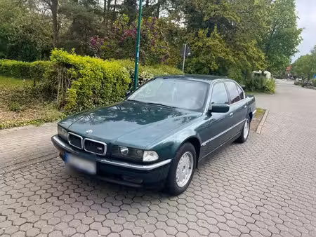 BMW Série 7 728i 2.8 193