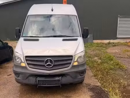 Mercedes-Benz Sprinter 2.1 129