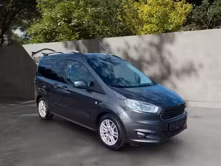 Ford Tourneo Courier 1.0 100 Titanium
