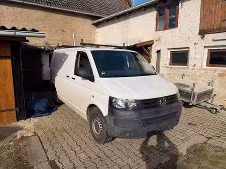 Volkswagen Transporter T5 2.0 TDI 102