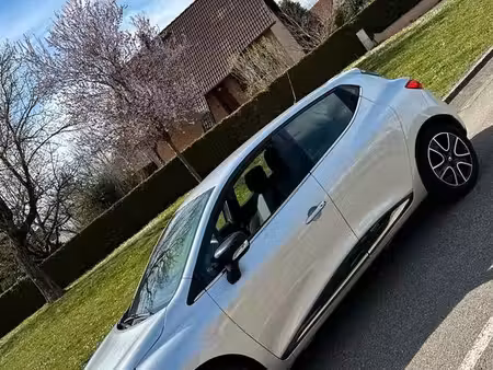Renault Clio 0.9 90