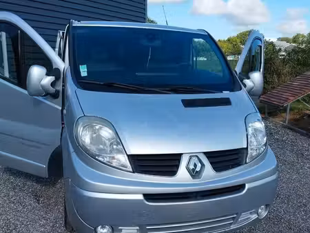Renault Trafic 2.5 dCi 150
