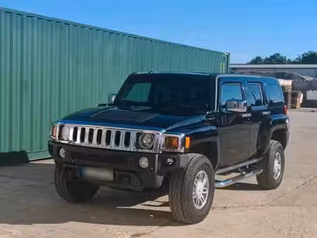 Hummer H3 