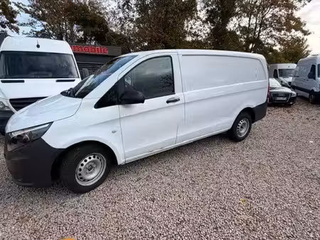 Mercedes-Benz Vito 110 2.0 102