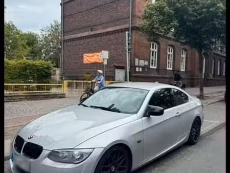 BMW Série 3 325i 3.0 218