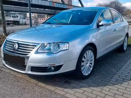 Volkswagen Passat 1.6 FSI